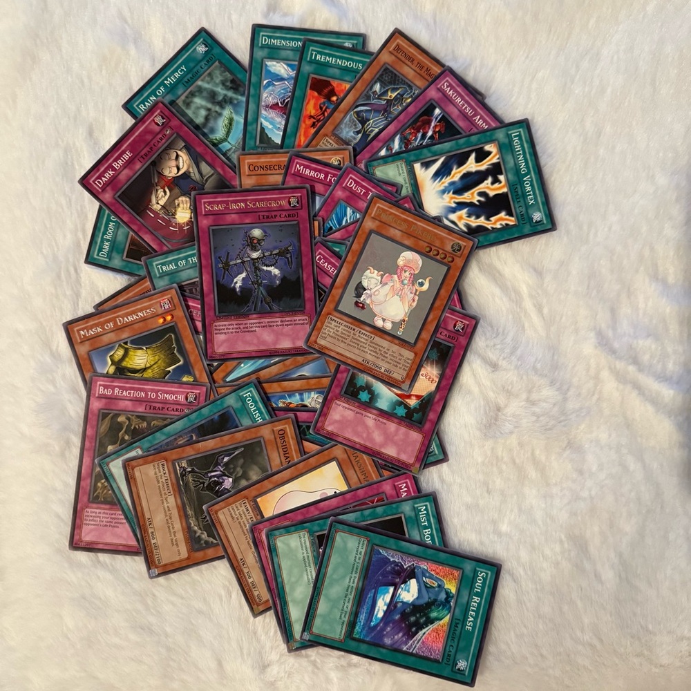 36 Yu-Gi-Oh Cards